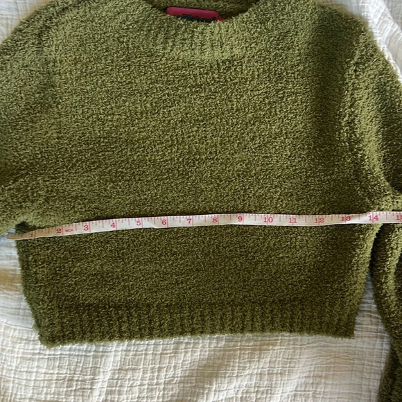 NWT Edikted crop chenille green sweater soft cozy warm dainty Y2K bop college - Picture 5 of 7